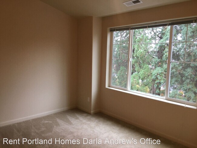 Foto del edificio - 2 br, 2.5 bath House - 10576 NE Cedar Fall...