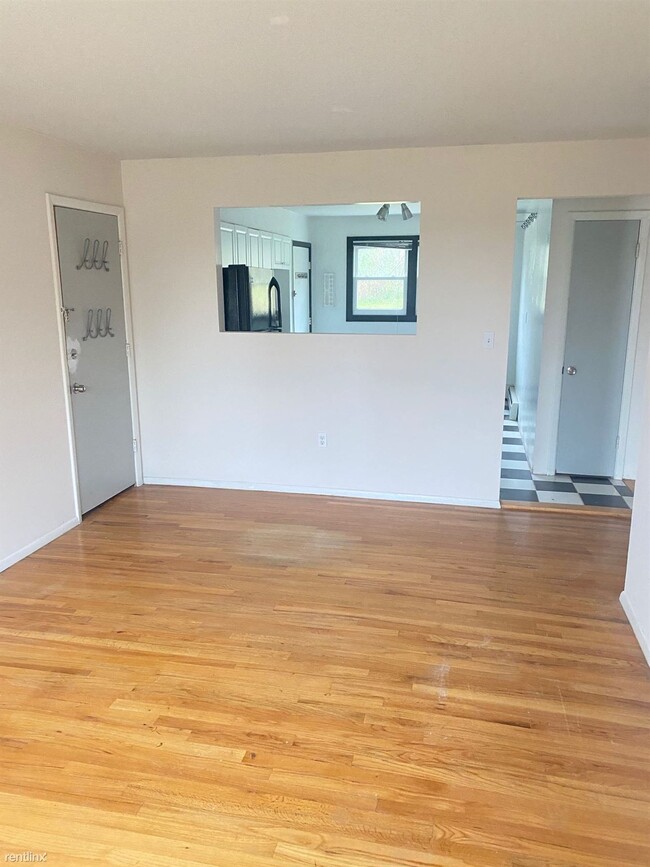 Building Photo - 2 br, 1 bath Condo - 14 Oak Ridge Dr Apt 7