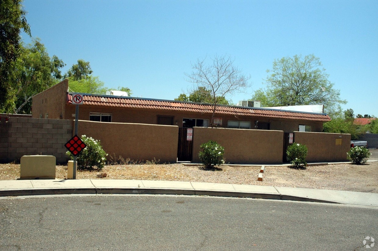 Primary Photo - Tierra Buena