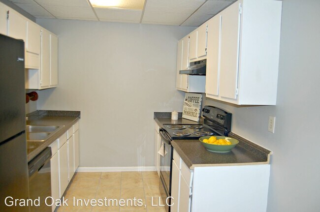Building Photo - 2 br, 1.5 bath House - 303 Hillsboro Lane