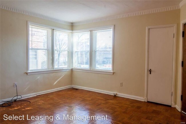 Building Photo - 7325 Balson Ave