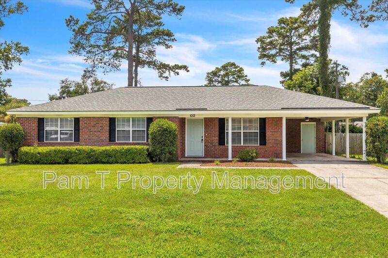 Primary Photo - 1013 Reita St