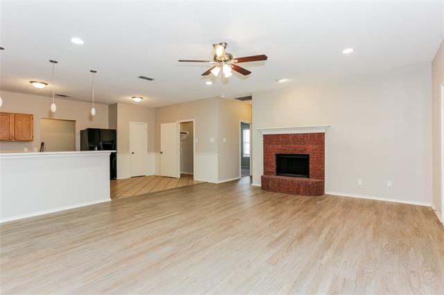 Building Photo - 815 Ackers Dr