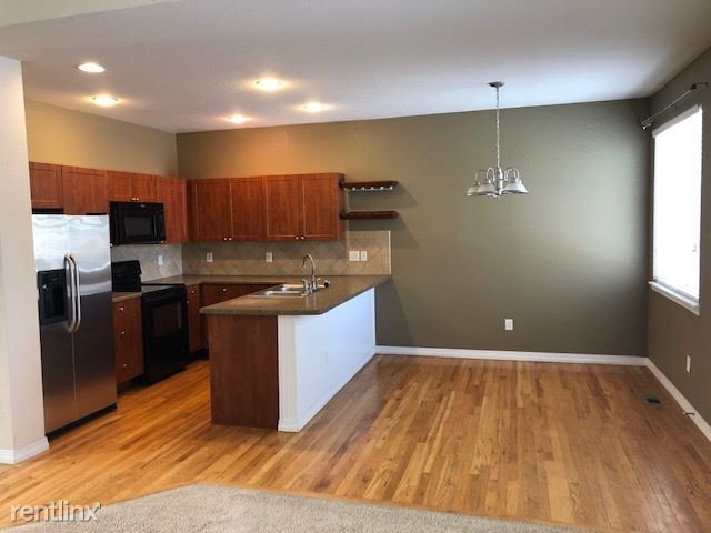 Building Photo - 2 br, 1.5 bath House - 2150 Katahdin Dr