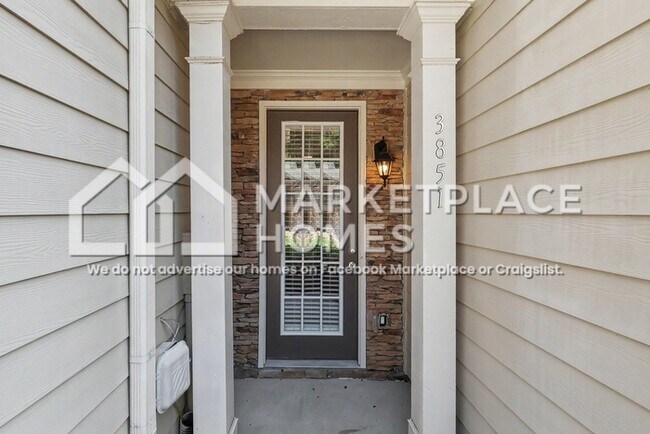 Building Photo - 3851 Augustine Pl
