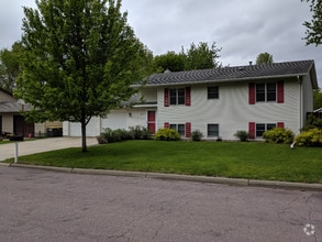 Building Photo - 1747 Riggs Rd