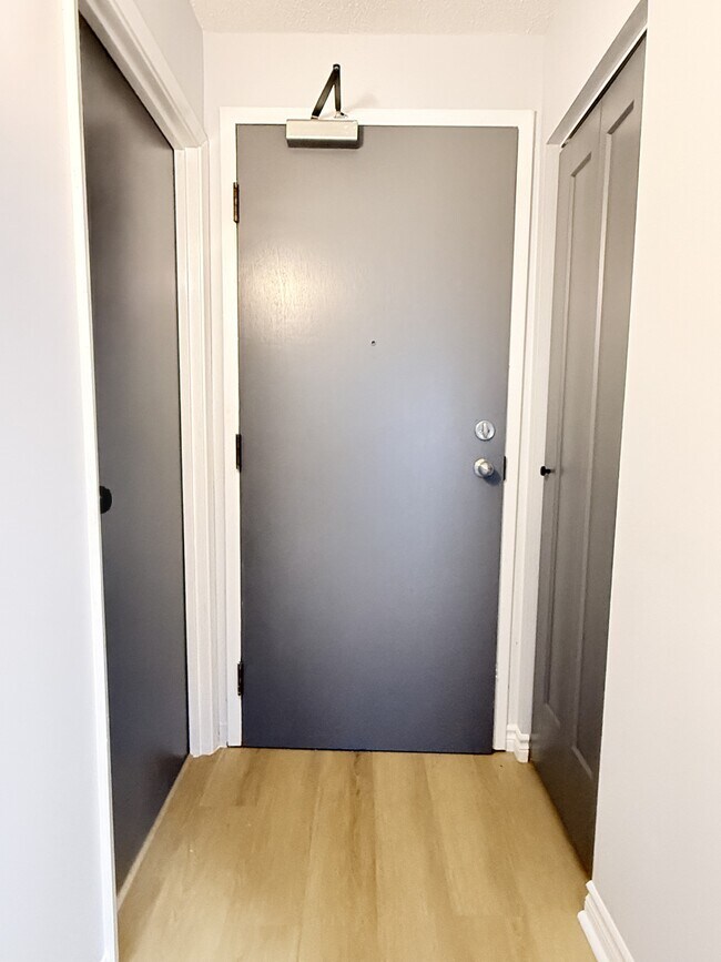 Photo du bâtiment - 2940 Elsmere Ave