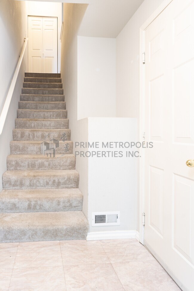 Foto del edificio - 2062 Newport Way NW