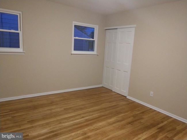 Building Photo - 58 Shelburne Dr