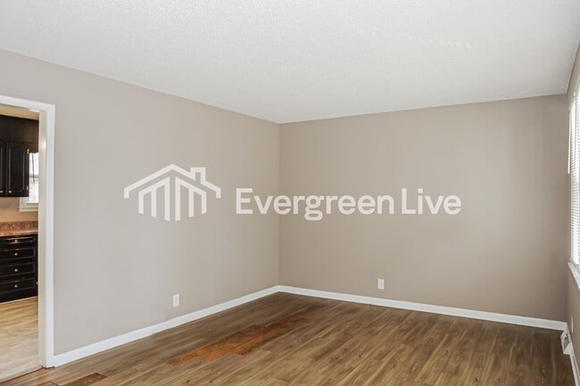 Foto del edificio - 3216 Teton Dr NW