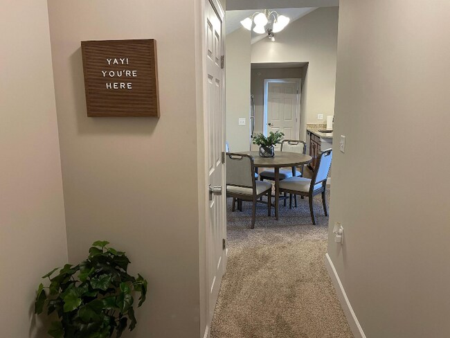 Foto del edificio - 700 Zumstein Ln