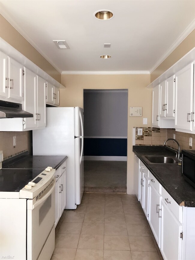 Building Photo - 20218 Halethorpe Ln