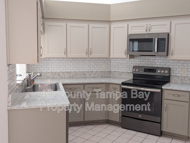Building Photo - 12032 Steppingstone Blvd