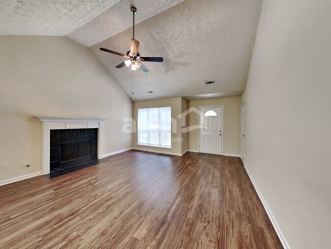 Foto del edificio - 1314 Sweetwater Ct