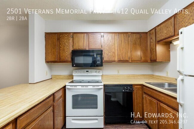 Foto del edificio - 2501 Veterans Memorial Pkwy