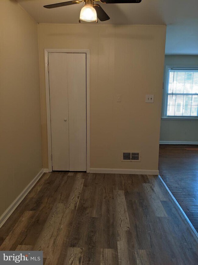 631 Homestead Rd Unit B, Wilmington, DE 19805 Room for Rent in