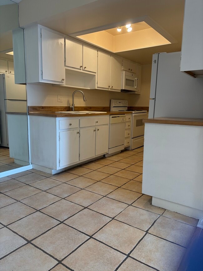 Photo - Tamrind Condominium