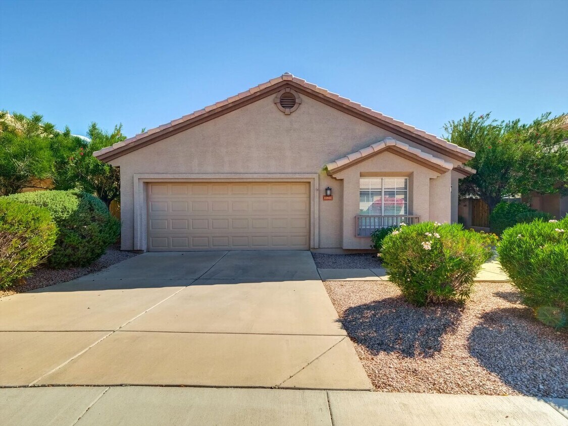 Foto principal - 3 bd 2 bth 2120 sq ft in stonehaven in sco...