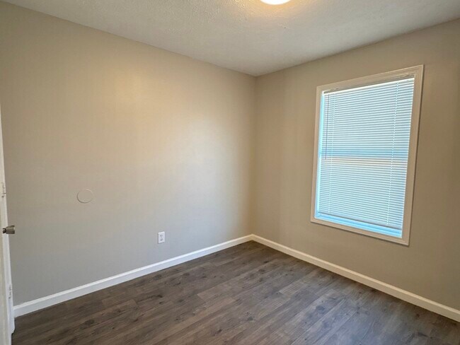 Foto del edificio - 1962 N Royal St