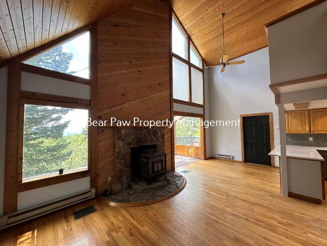 Building Photo - Great Mountain Home on Conifer Mountain!!
