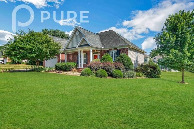Building Photo - 7009 Highland Way