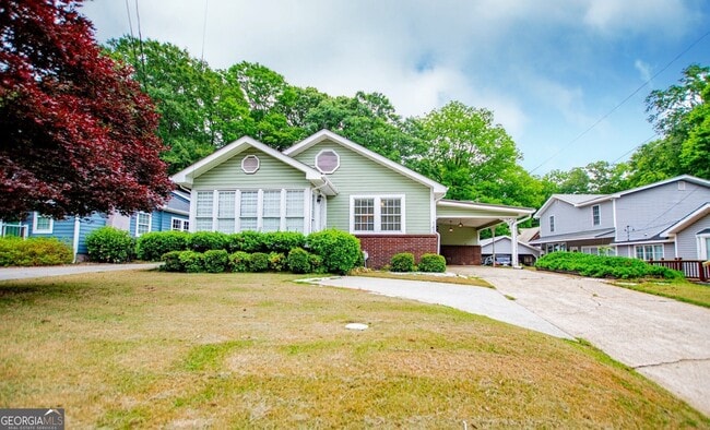 Building Photo - 142 Oak Ave