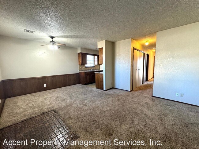 Building Photo - 3 br, 2 bath House - 119 East Canton Street