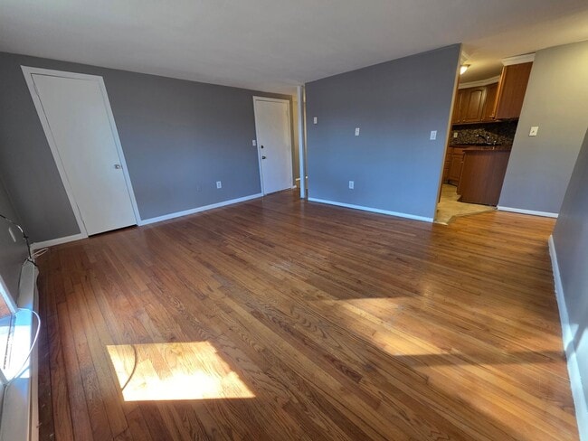Building Photo - 2 Bedroom Apartment - Newburgh, NY