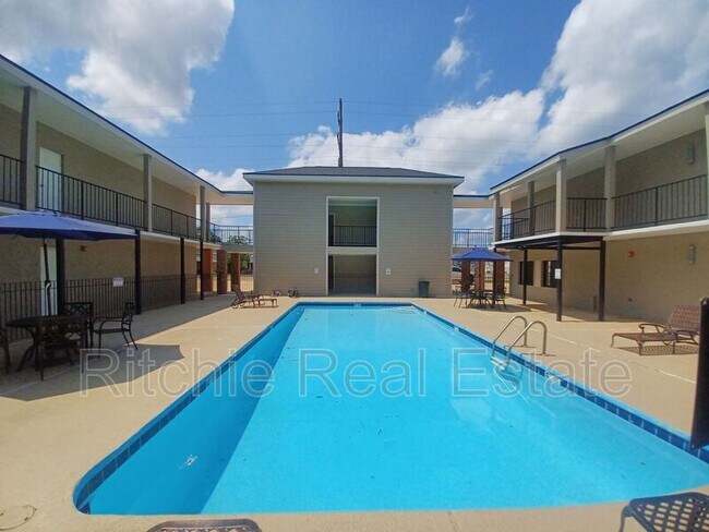 Foto del edificio - 3801 Halsey St