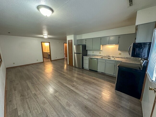 Foto del edificio - 3008-3014 Oakland St