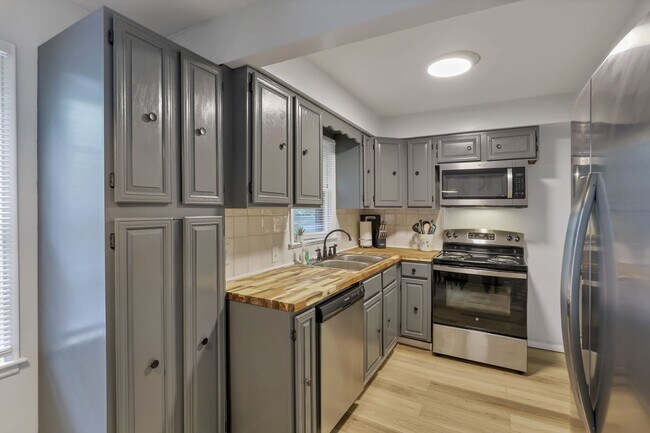 Foto del edificio - 1275 E Weber Rd