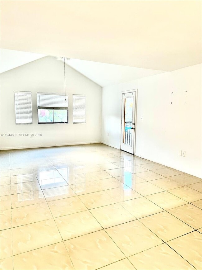 Building Photo - 10440 SW 156th Ct