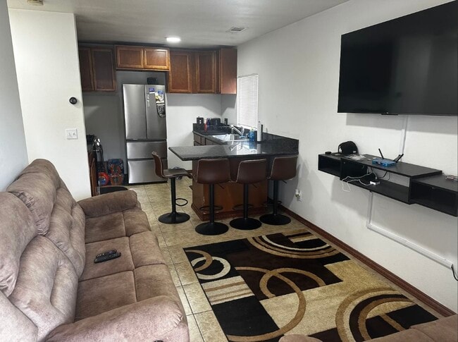 Foto del edificio - 1313 W 96th St