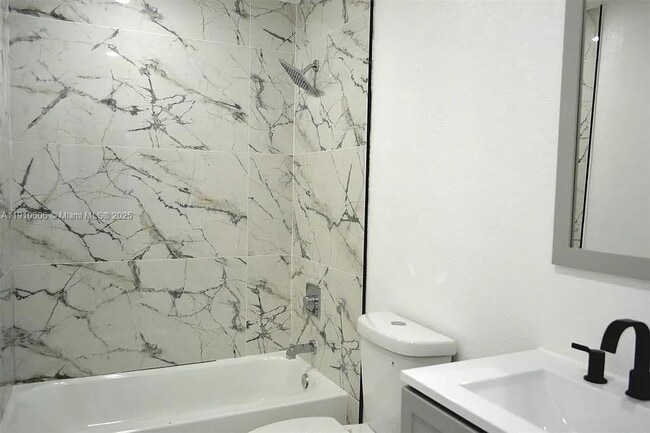 Foto del edificio - 920 NW 8th Ave