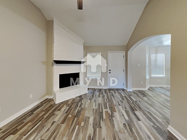 Foto del edificio - 6892 Gallop Dr