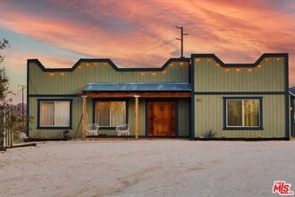 Building Photo - 6767 California Ave