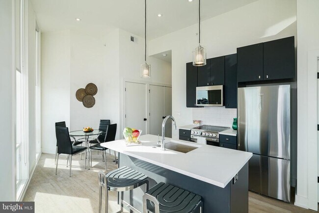 Foto del edificio - 5013 Springfield Ave