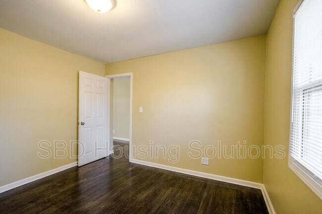 Foto del edificio - 4004 N Grand Ave