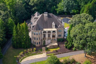 Building Photo - 11140 W Rd