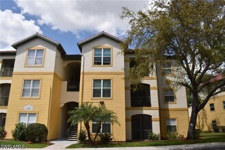 Building Photo - 11561 Villa Grand