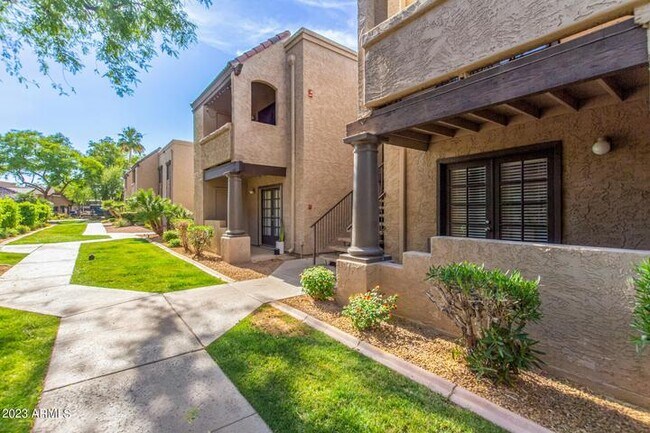 Foto del edificio - 5995 N 78th St