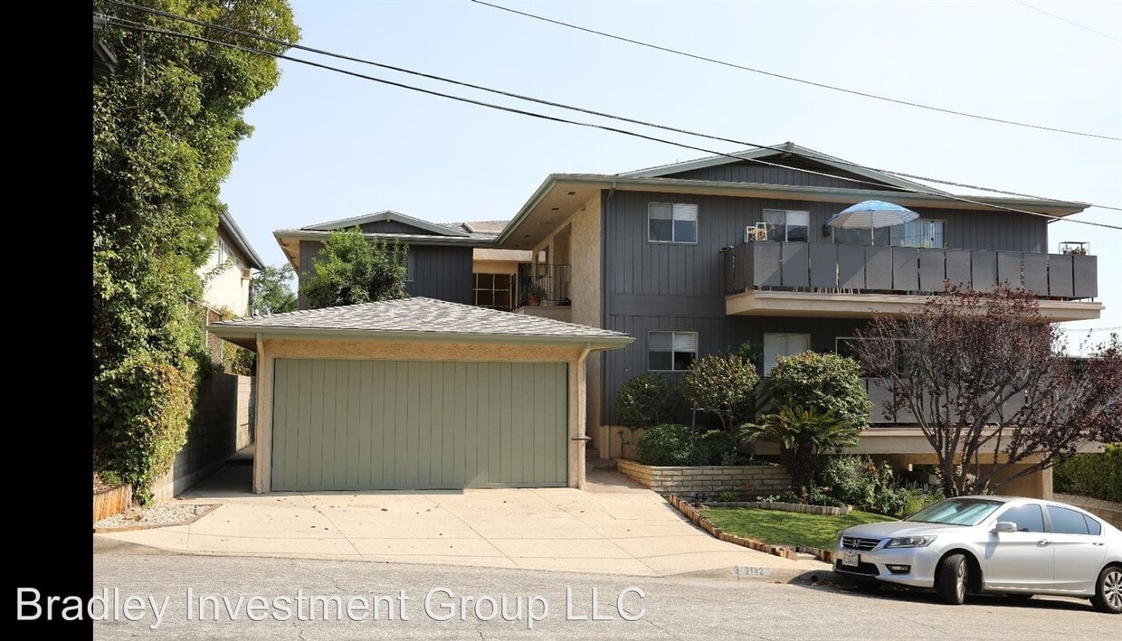 Primary Photo - 2142 La Canada Crest Dr