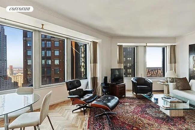 Building Photo - 150-156 W 56th St