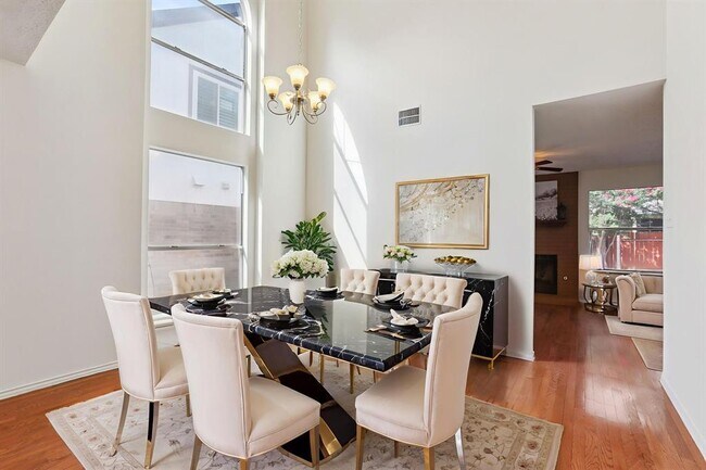 Building Photo - 13302 Black Canyon Dr
