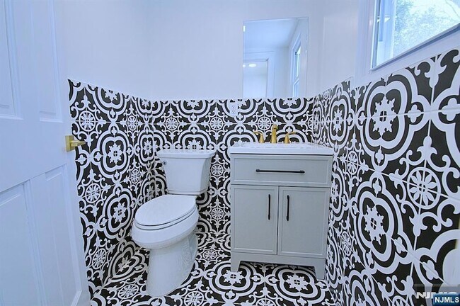 Foto del edificio - 16 Clarke St