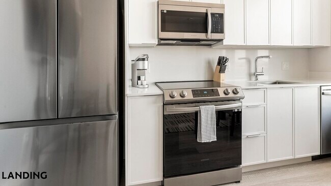 Building Photo - 2005 11th St NW