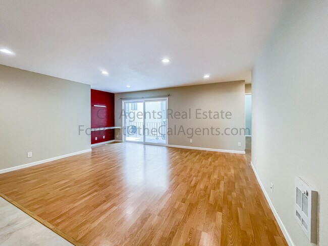 Foto del edificio - 320 Park View Terrace