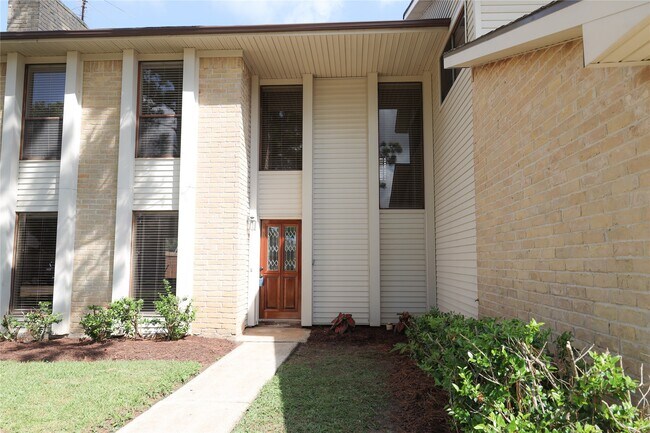 Foto del edificio - 10819 Sagerock Dr