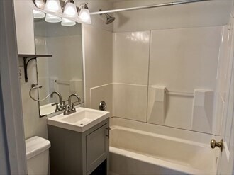 Foto del edificio - 168-170 Spruce St