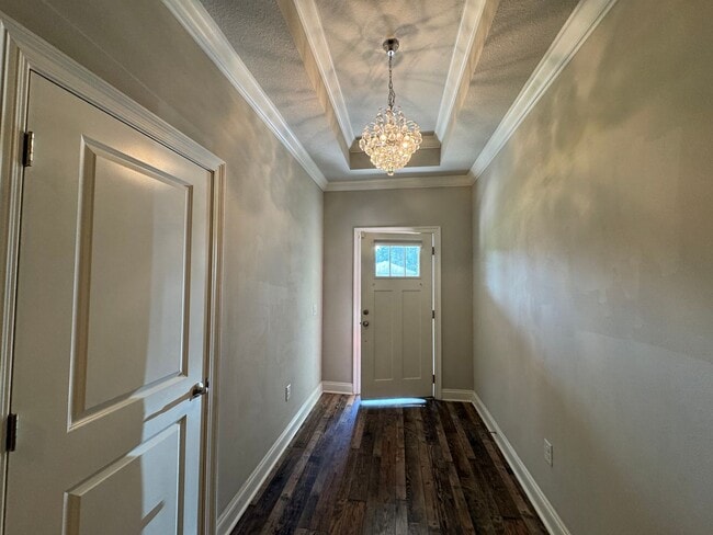 Building Photo - 2369 Belmont Dr